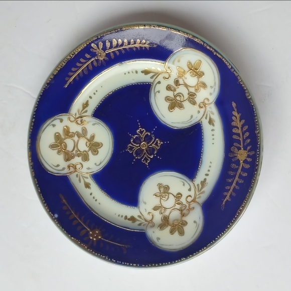 Antique Nippon Colbalt Blue Gold Gilt Moriage Raised Design Leaf Saucer Plate - Picture 1 of 9